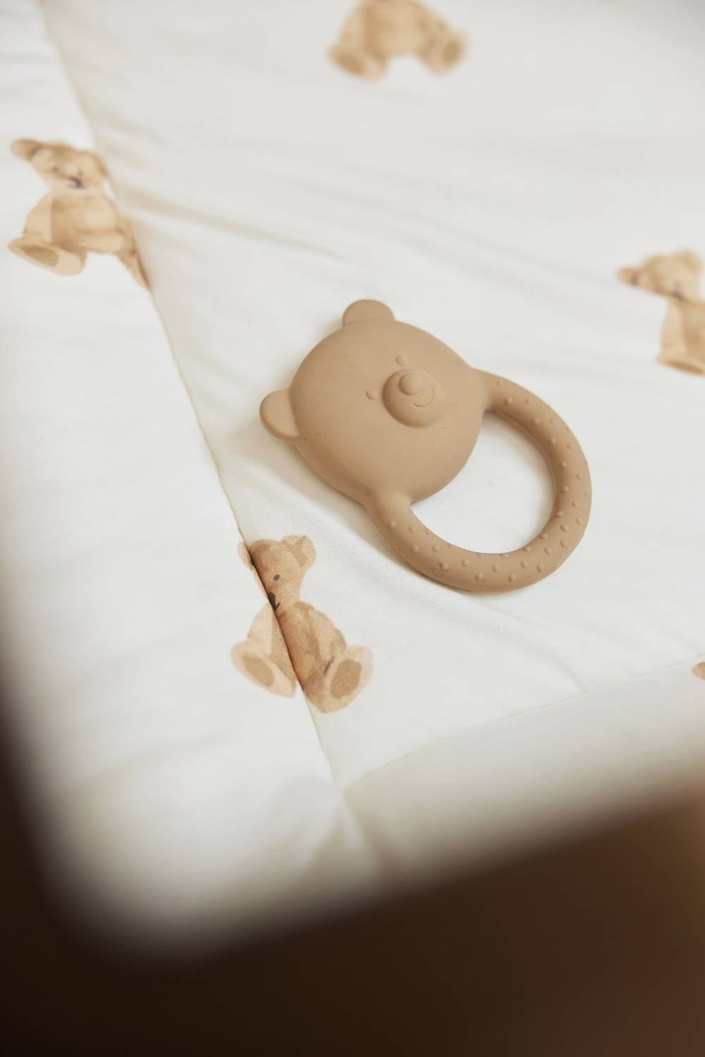 Jollein Beißring Naturkautschuk Teddy Bear Biscuit Rabatt