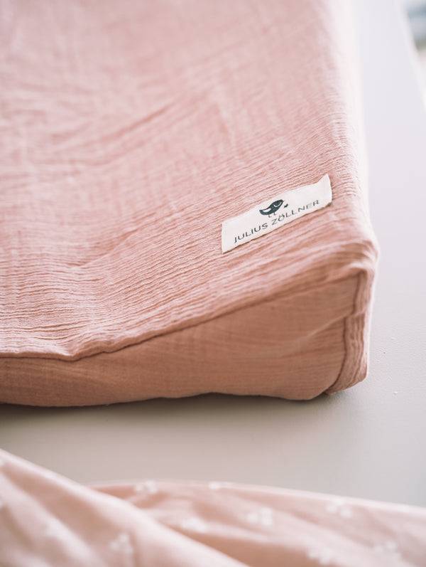 Julius Zöllner Bezug Wickelunterlage/2-Keil-Mulde aus Musselin, Dusty rose Discount Store für neue Produkte