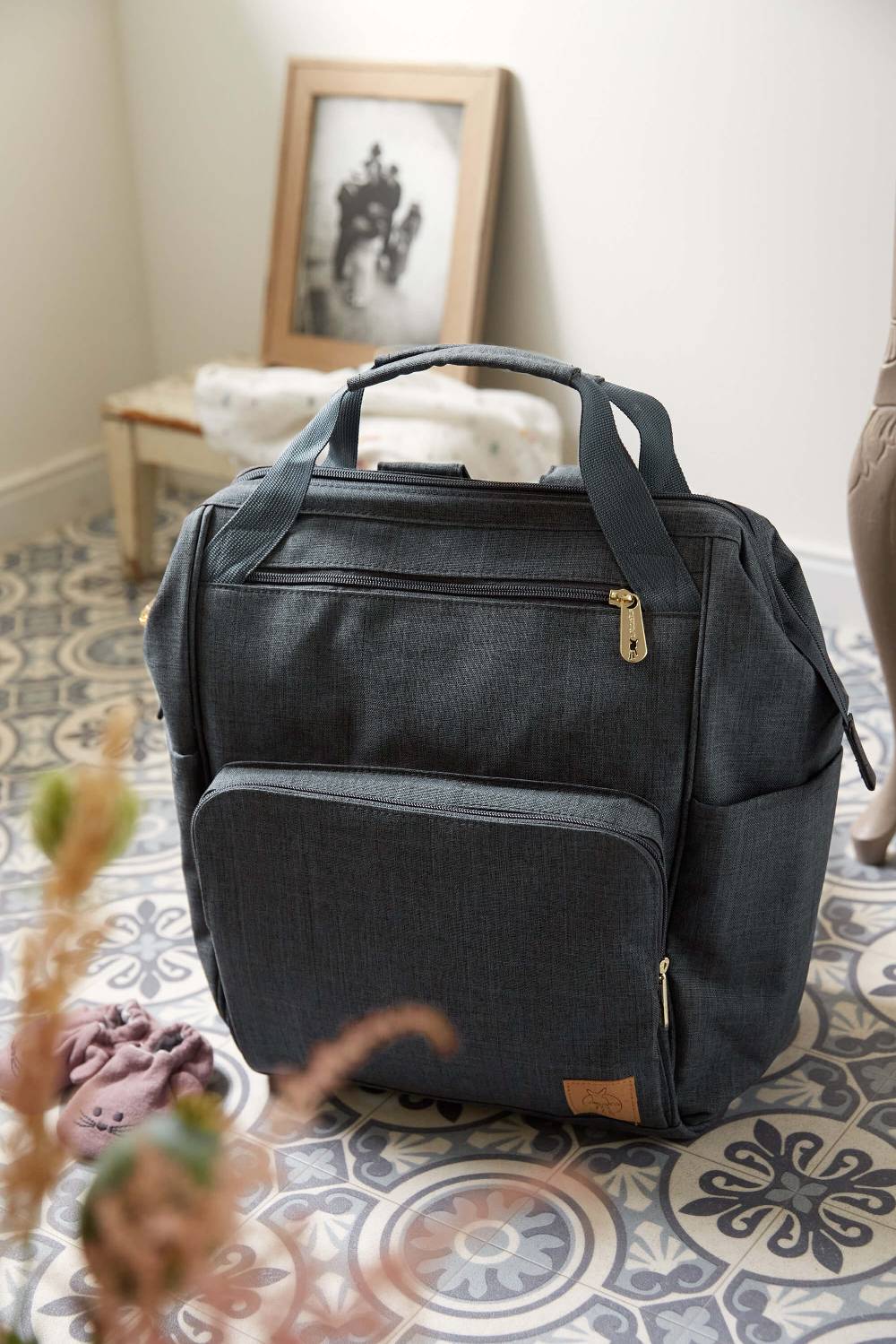 Lässig Wickelrucksack - Glam Goldie Backpack, Anthracite Black Friday