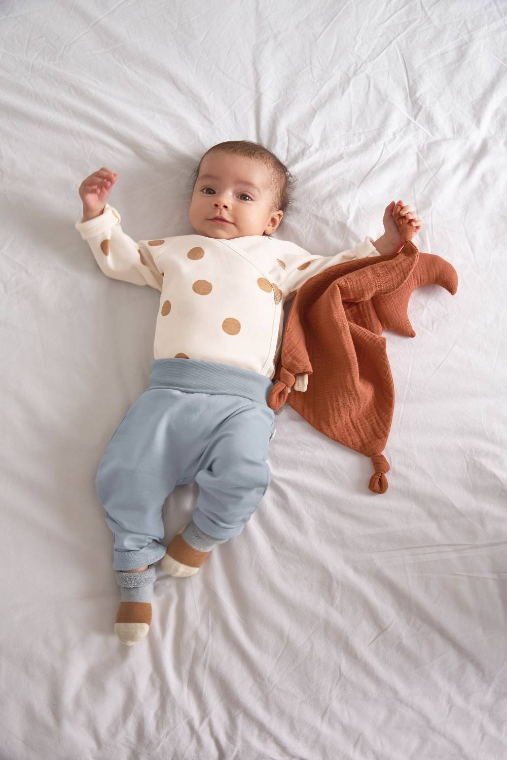 Lässig Baby Body langarm - Bio Baumwolle, Punkte, Weiß Limitierter Zeitrabatt