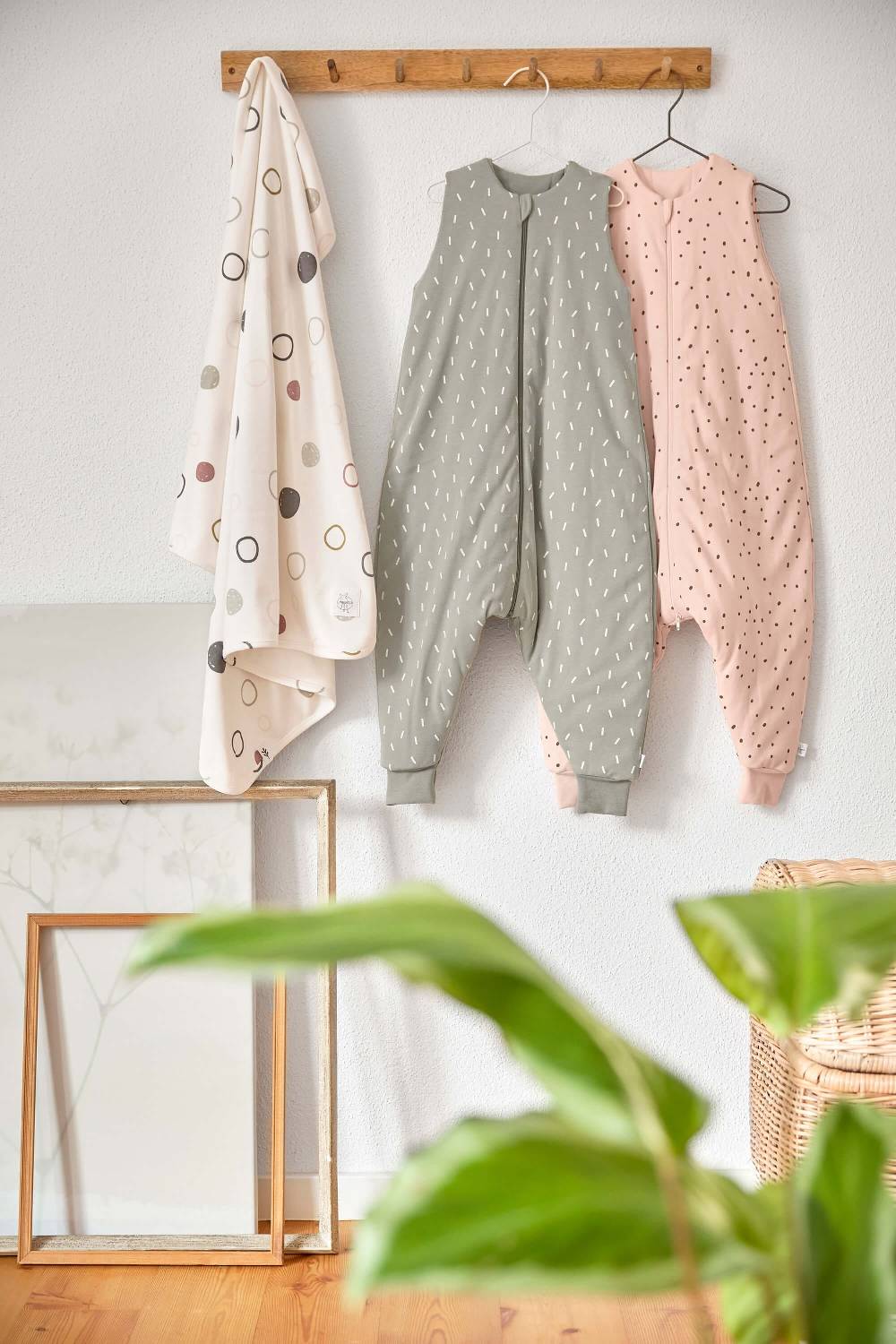 Lässig Kinder Schlafoverall 2,5 TOG, Dots, Rosa Versandkostenfrei