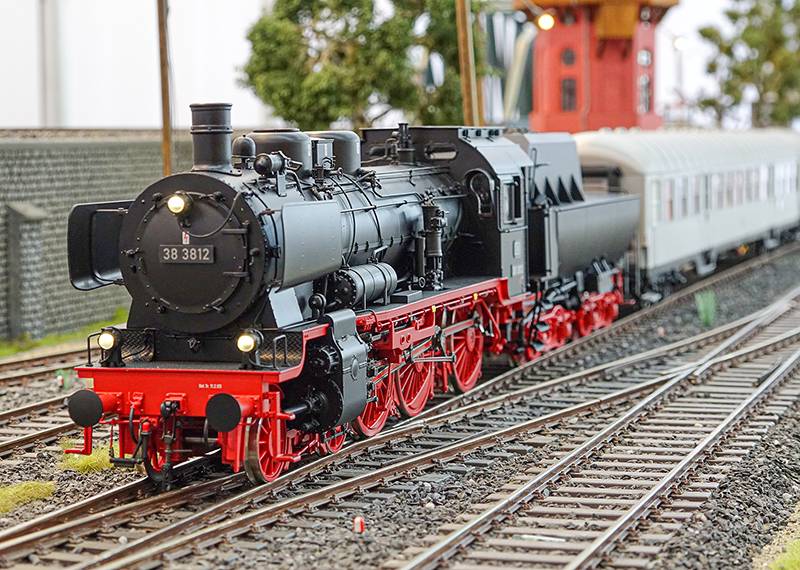 Märklin Dampflokomotive Baureihe 38 Limitierter Zeitrabatt