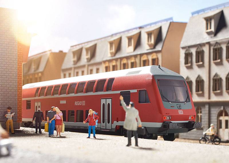 Märklin Themen-Ergänzungspackung "Regional-Express" Weihnachtsangebot