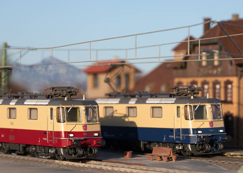 Märklin Elektrolok-Doppelpackung Re 421 Muttertagsangebot
