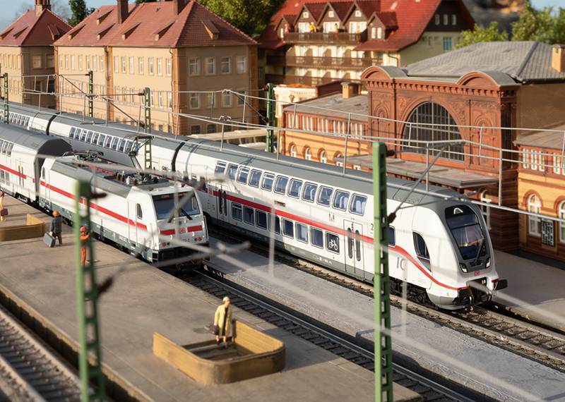 Märklin Elektrolokomotive Baureihe 146.5 Valentinstagsangebot