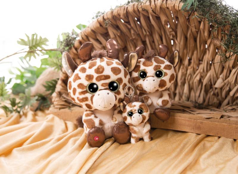 NICI GLUBSCHIS Kuscheltier Giraffe Halla 2025