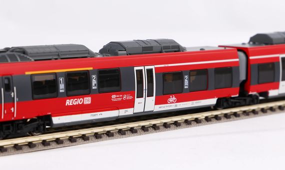 Piko N 3-tlg. Elektrotriebwagen BR 442 "Talent 2" VBB Artikelnummer: 40208 Saisonschlussverkauf