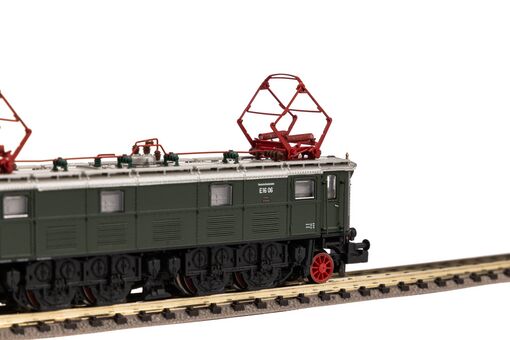 Piko N E-Lok E16 DB III Artikelnummer: 40355 Blitzangebot
