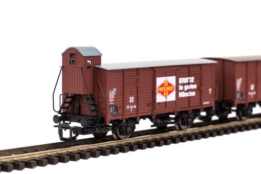 Piko TT 2er Set Gedeckter Güterwagen G02 DR III "Fortschritt" Artikelnummer: 47033 Tiefpreis