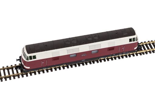 Piko TT Diesellok BR 118 Sparlack DR IV, 6 achsig Artikelnummer: 47296 Valentinstagsangebot