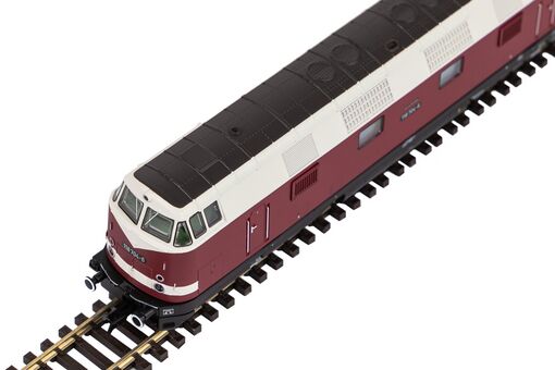 Piko TT Diesellok BR 118 Sparlack DR IV, 6 achsig Artikelnummer: 47296 Valentinstagsangebot