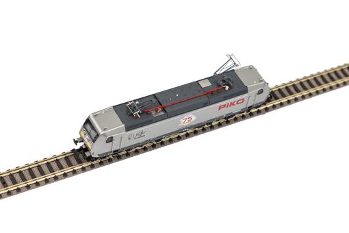 Piko N E-Lok BR 185 "PIKO Jubiläum" Artikelnummer: 40588 Zeitbegrenzte Promotion
