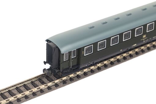 Piko N Schürzeneilzugwagen 2. Klasse DB IV Artikelnummer: 40620 Nur für heute