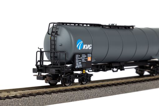 Piko Knickkesselwagen Esso SNCB V Artikelnummer: 24603 im Angebot
