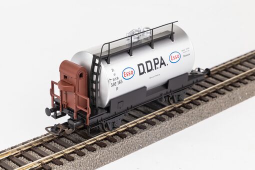 Piko Kesselwagen Esso DSB III Artikelnummer: 27715 Lagerräumung