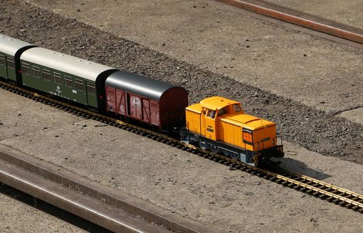 Piko G Diesellok BR 106 DR IV Artikelnummer: 37590 Räumungsverkauf