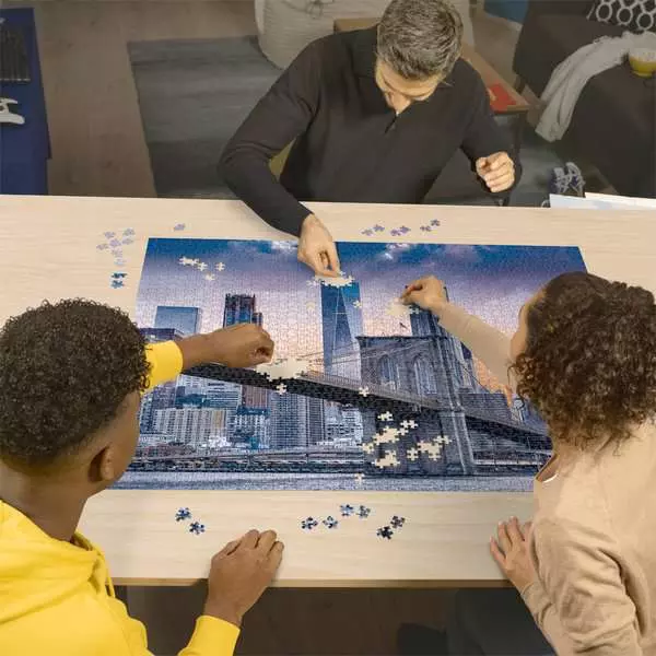 Ravensberger Matratzen Puzzle 2000 Teile - Von Brooklyn nach Manhatten Kauf eins, bekomm eins gratis