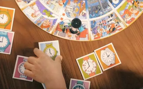 Ravensberger Matratzen Wer kennt die Uhr? - Kinderspiel ab 6 Jahren Vierteljährliche Förderung