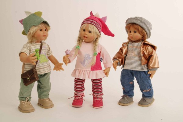 Schildkröt Manufaktur Puppe Müller-Wichtel Willy 30 cm blonde Haare, Kleidung Dino Fabrikpreis