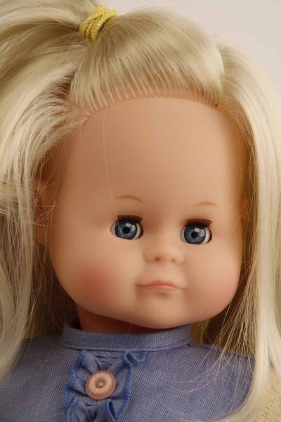 Schildkröt Manufaktur Puppe Schlummerle 37 cm blonde Haare, blaue Schlafaugen, Blumenkleidung rose/bleu Großer Ausverkauf