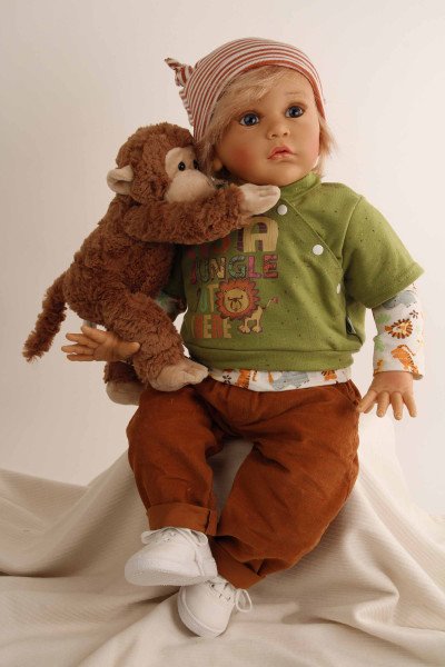 Schildkröt Manufaktur Puppe Aaron 60 cm von Gudrun Legler, blonde Haare, Kleidung Dschungel 50% Rabatt für begrenzte Zeit