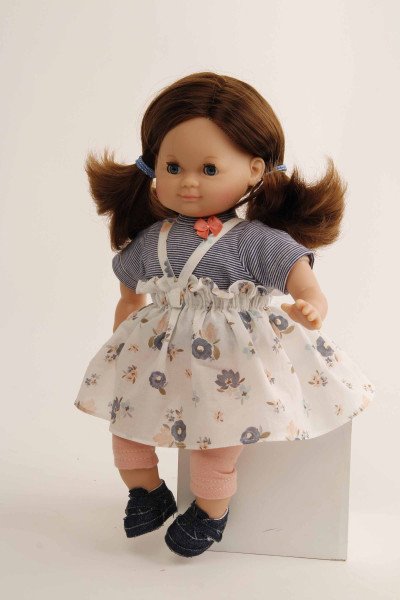 Schildkröt Manufaktur Puppe Schlummerle 32 cm braune Haare, blaue Schlafaugen, Blumenkleidung weiss/blau Wochenangebot