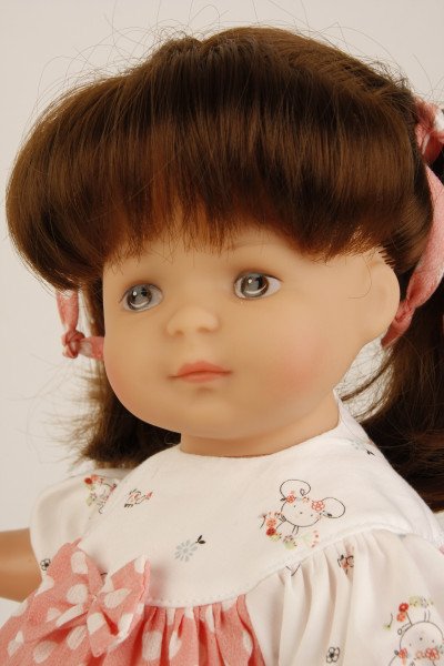 Schildkröt Manufaktur Puppe Strampelchen 37 braune Haare, braune Malaugen, Sommerkleidung weiss/rose Letzter Tag