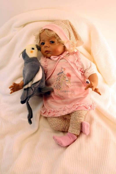 Schildkröt Manufaktur Baby Colette 50 cm von Karola Wegerich blonde Haare, Kleidung rose/weiss/beige Heißer Verkauf