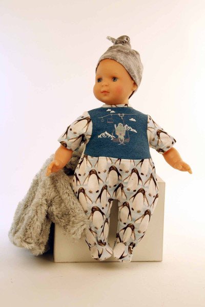Schildkröt Manufaktur Puppe Schlenkerle 37 cm mit Malhaar und blauen Malaugen, Kleidung mit Pinguinprint Tägliche Deals