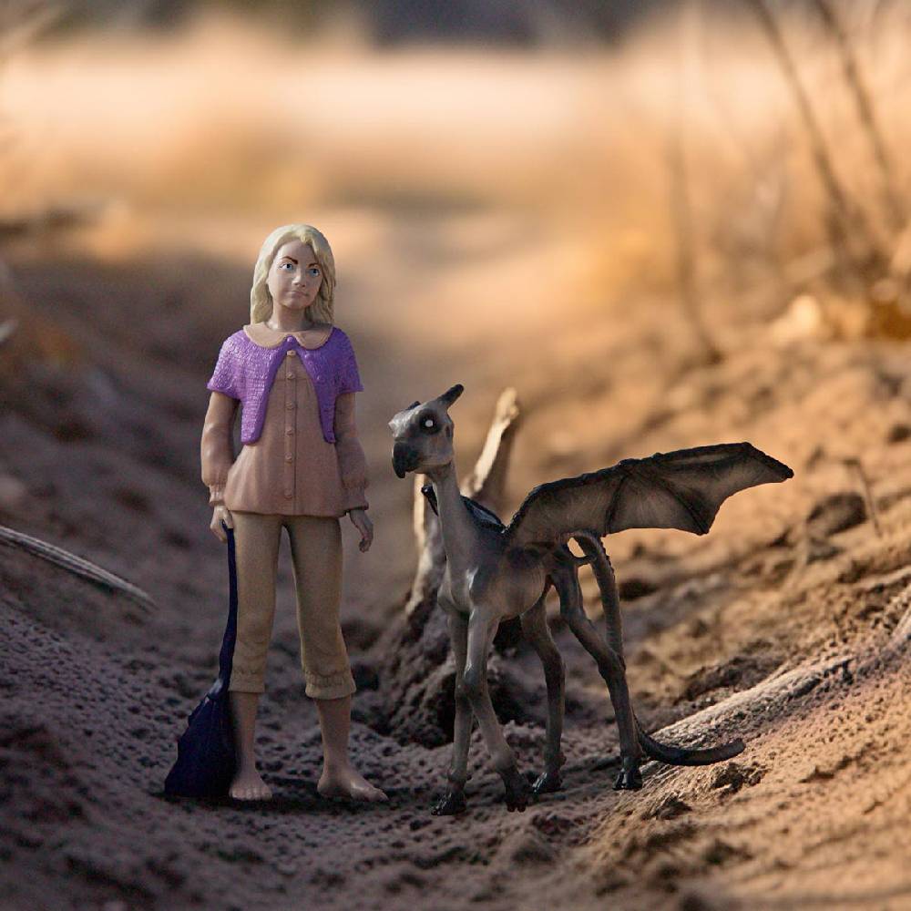 Schleich Luna Lovegood™ & Baby Thestral Im Verkauf