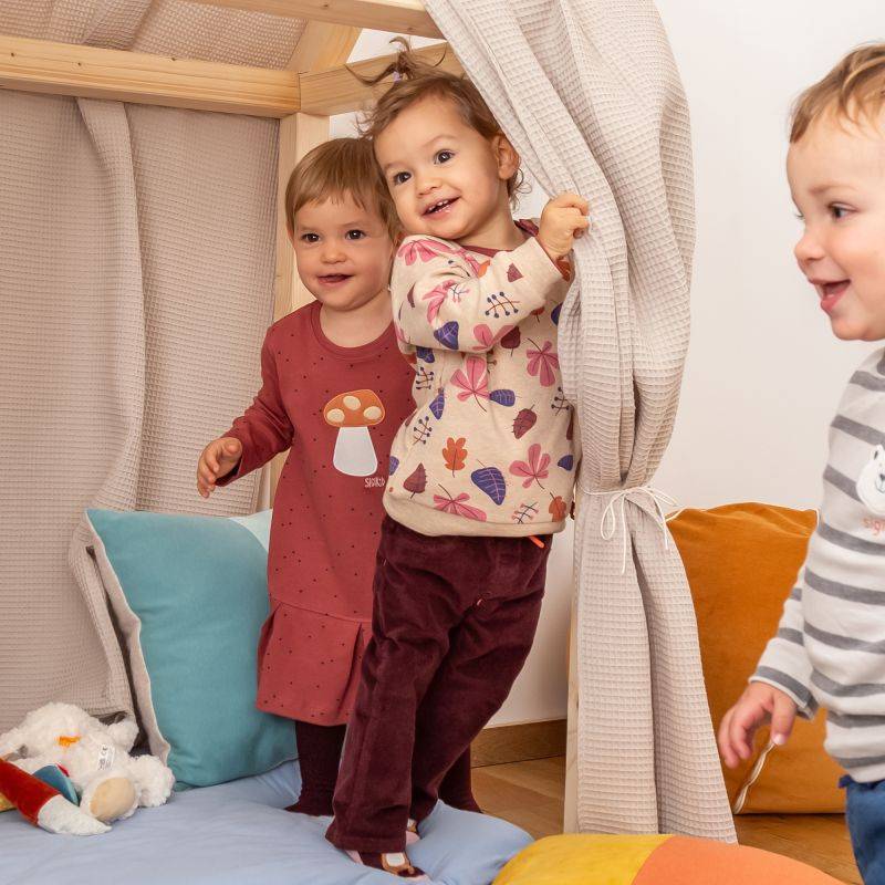 Sigikid Baby Kleid rotbraun mit Pünktchen und Herbst Motiv Sonderangebot der Fabrik