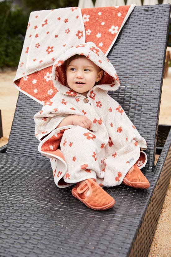 Sterntaler Badeponcho Bauernhof mit Motiv Blumen Vatertagsangebot