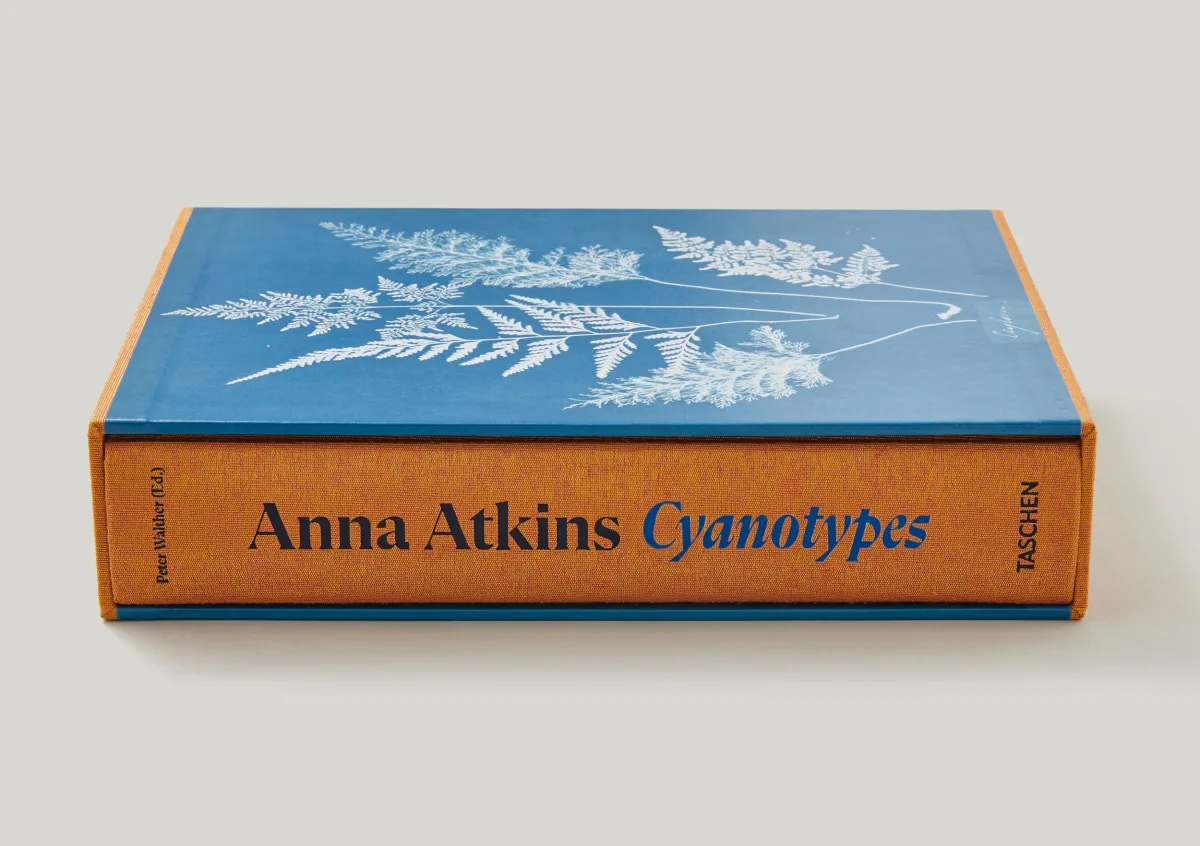 TASCHEN Anna Atkins. Cyanotypes Speichern exportieren