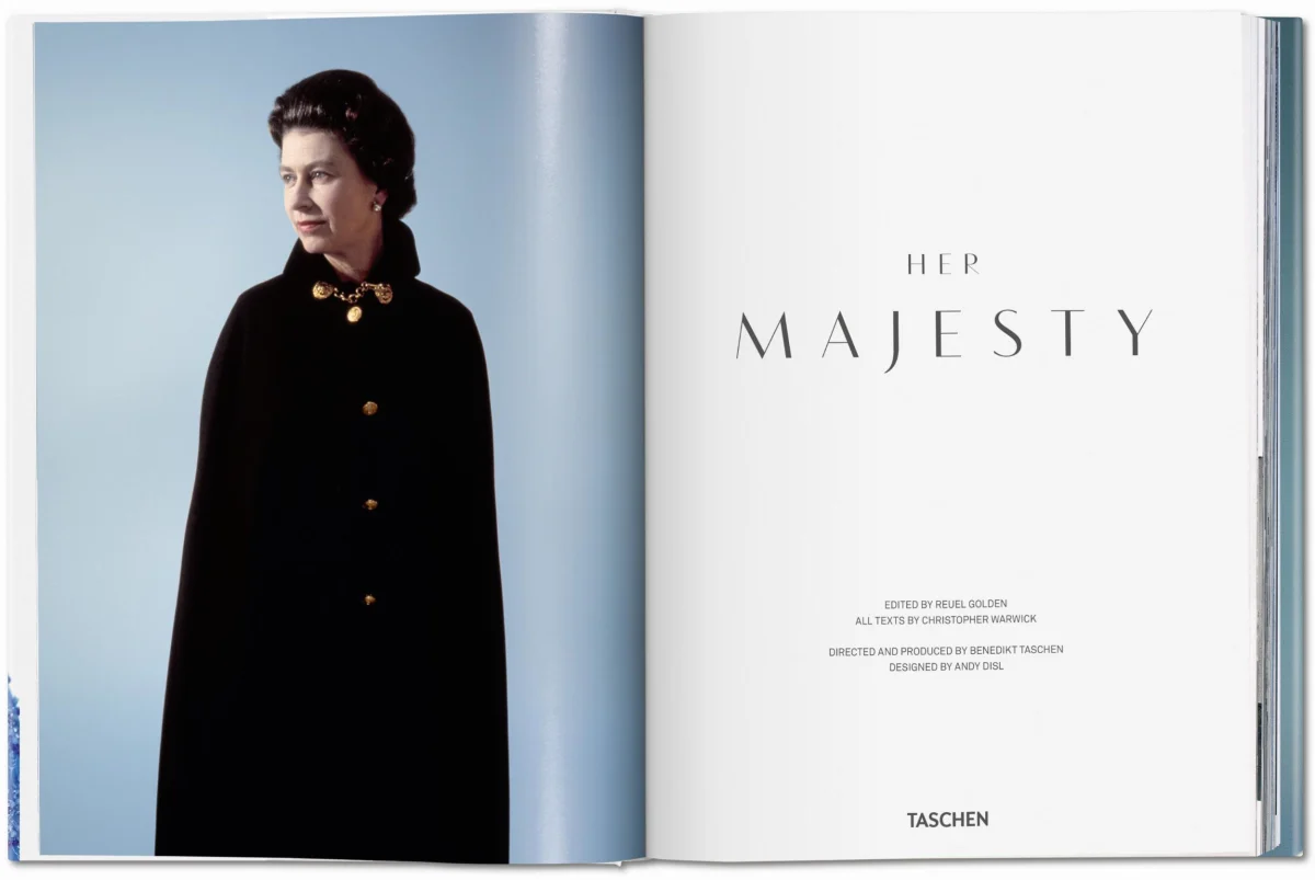 TASCHEN Her Majesty. A Photographic History 1926–2022 Sonderangebot