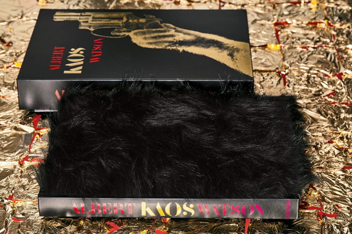 TASCHEN Albert Watson. Kaos. Art Edition No. 151–200 ‘Kate Moss, Marrakech, 1993’ Zeitbegrenzte Promotion