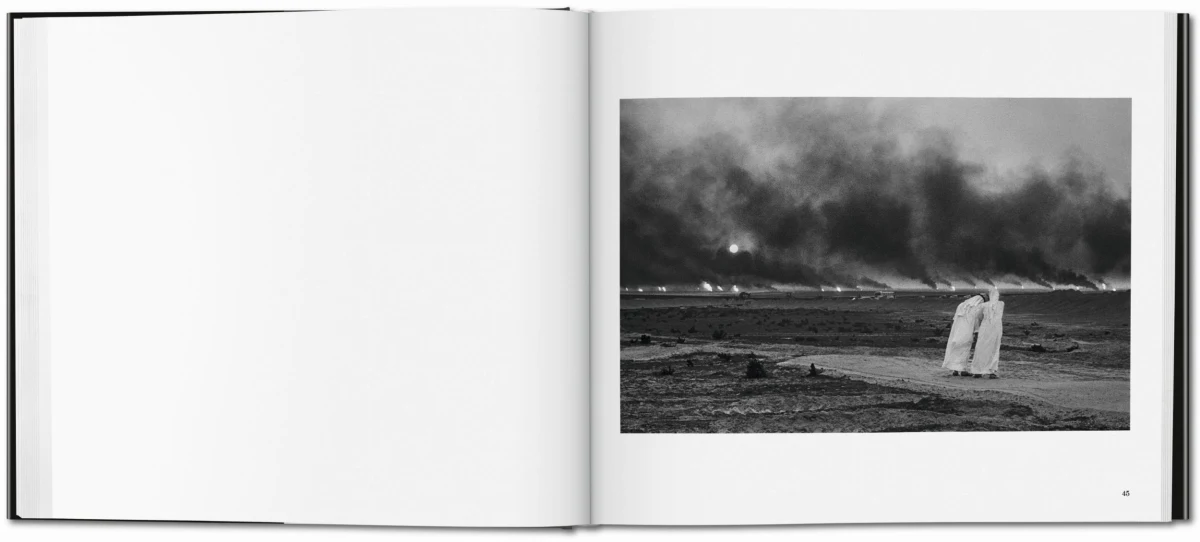 TASCHEN Sebastião Salgado. Kuwait. A Desert on Fire Online Shopping